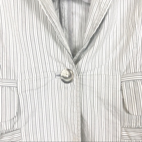 CAbi Striped Blazer with Floral Cuff Lining - Picture 3 of 7